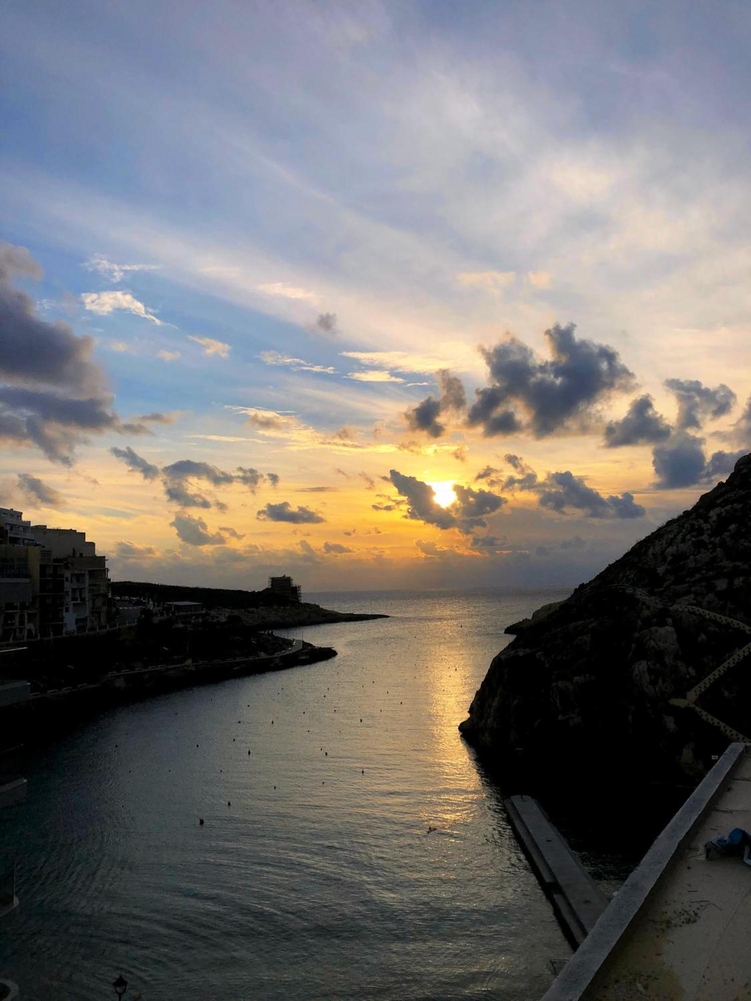 Xlendistays - Centrally Located Seafront Living Holiday Spaces In クレンディ エクステリア 写真