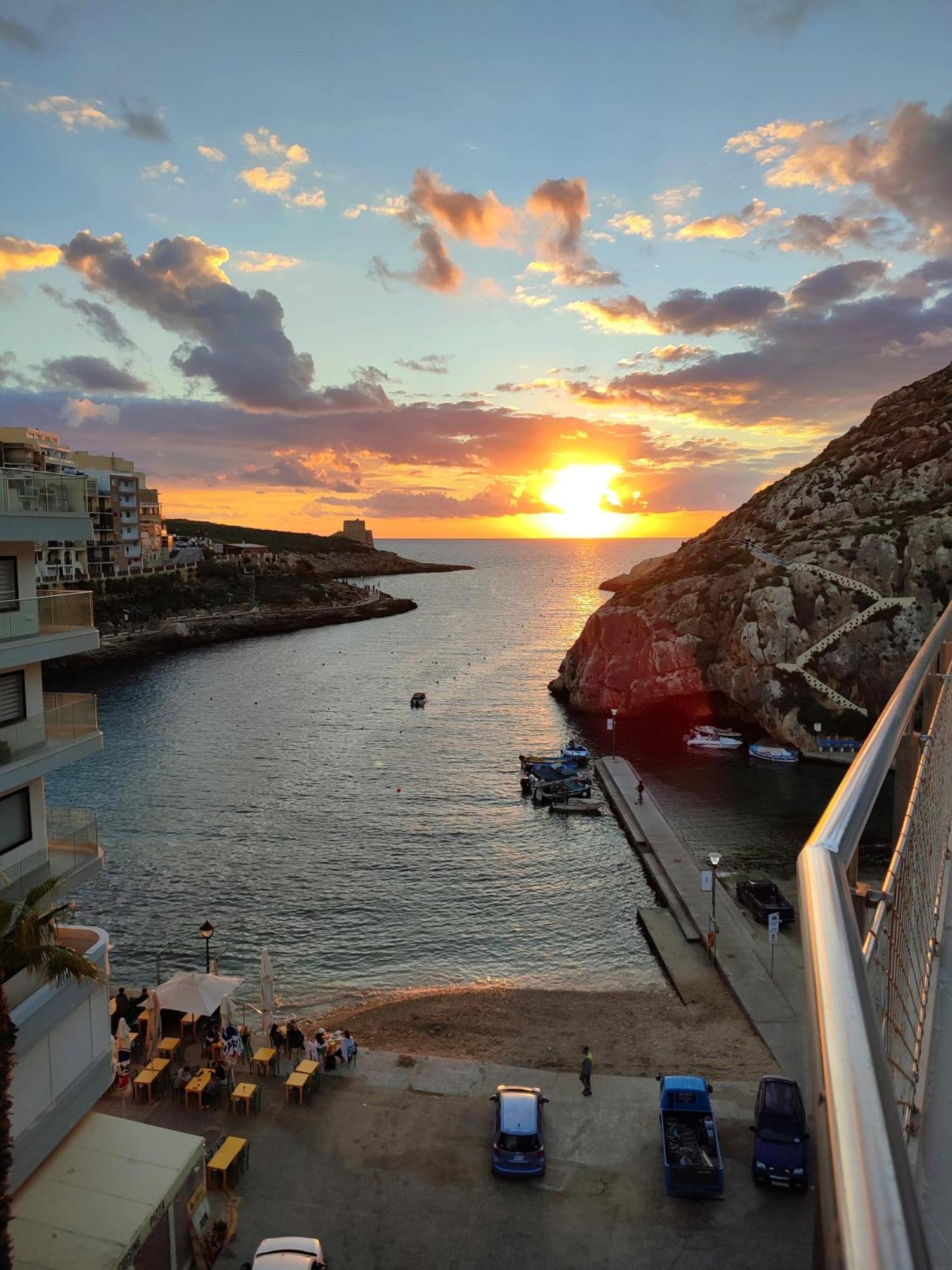 Xlendistays - Centrally Located Seafront Living Holiday Spaces In クレンディ エクステリア 写真