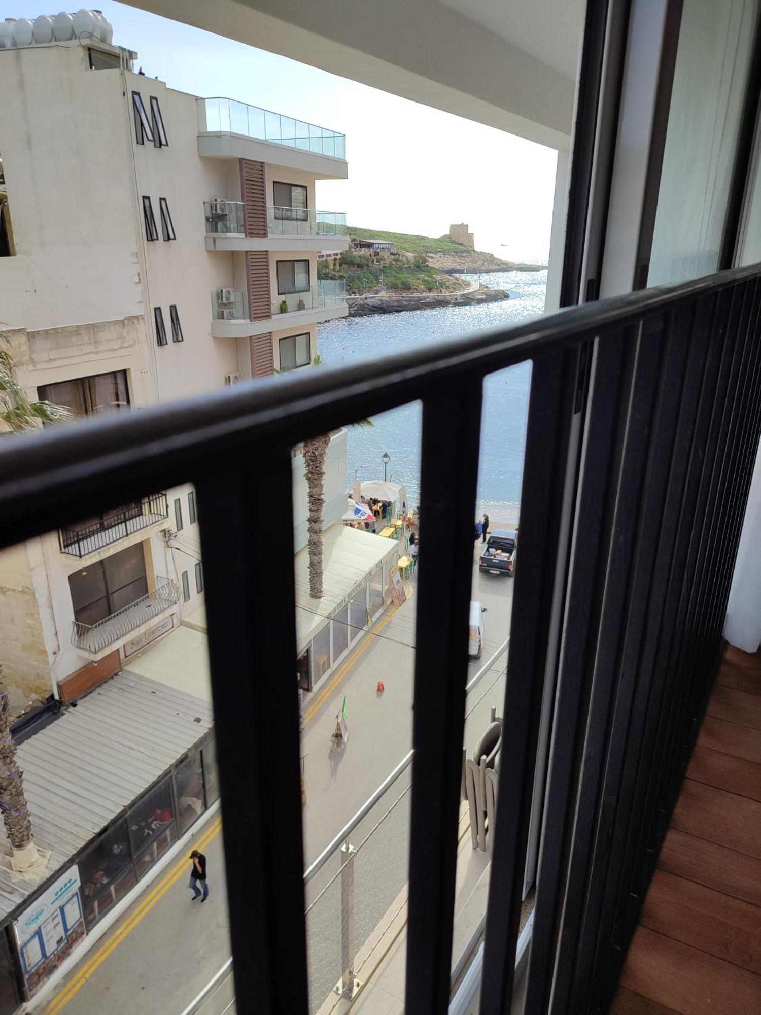 Xlendistays - Centrally Located Seafront Living Holiday Spaces In クレンディ エクステリア 写真